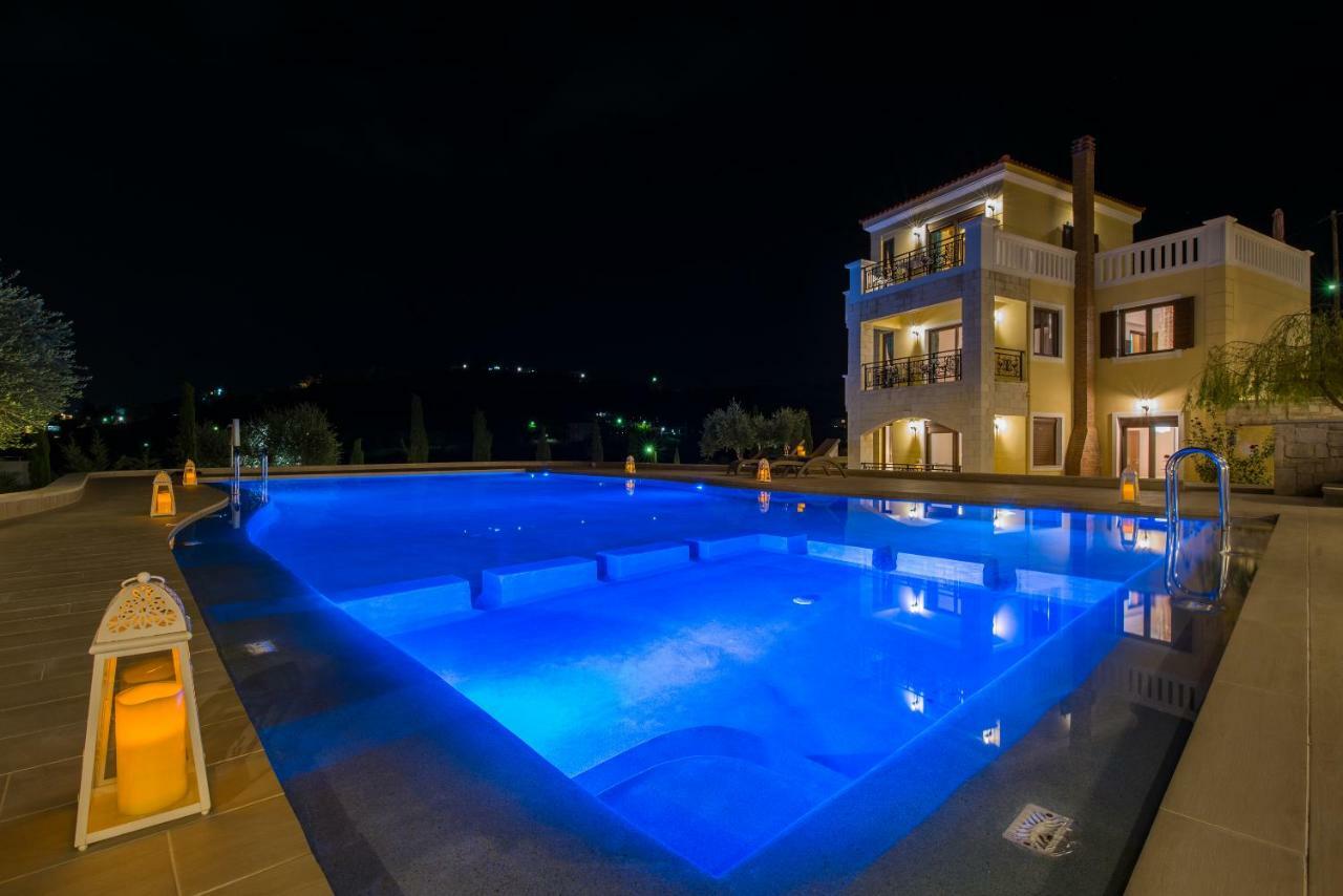 Casa Leone Suites Stalós Buitenkant foto