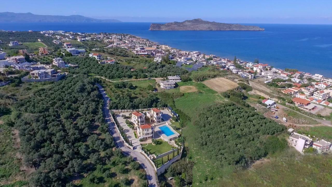 Casa Leone Suites Stalós Buitenkant foto
